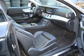 Mercedes-Benz E trieda Kupé 300d - 9