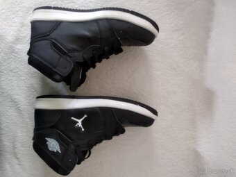 Prechodné botasky č.40 - 9