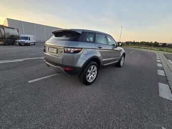 Range ROVER Evoque 2,2 110kw 4x4 - 9