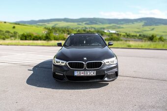 BMW Rad 5 Touring 520d A/T, HUD, 360 kamera, Nebúrané - 9