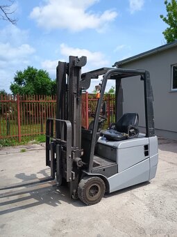 Elektrický vysokozdvižný vozík Nissan 1N1L5Q - 9