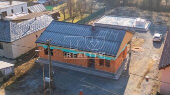 NADŠTANDARDNÁ NOVOSTAVBA 4KK na slnečnom pozemku v obci... - 9