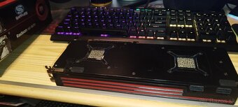 SAPPHIRE RADEON HD 6990 Komplet - 9