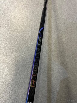 Hokejka CCM Trigger 9 Pro - 9