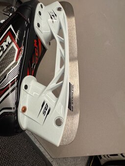 BRUSLE CCM JETSPEED FT460, vel. 36/3 D - 9