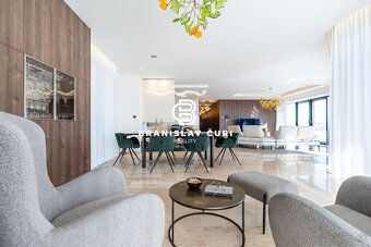 UNIKÁTNY PENTHOUSE - HRBOVÁ RESIDENCE - 9