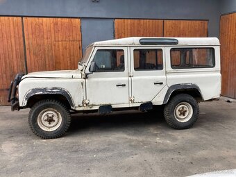 LAND ROVER DEFENDER 2,5D 9MÍST 1989 - 9