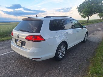 VW GOLF VII 1,6 TDI 81KW ROK 2016 - 9