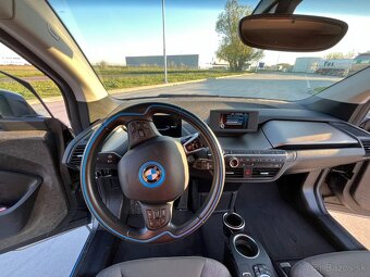 Elektrická BMW i3 - 9