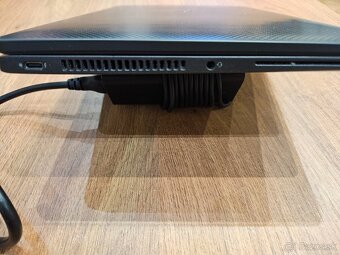 Predám Dell Latitude 7420 - 9