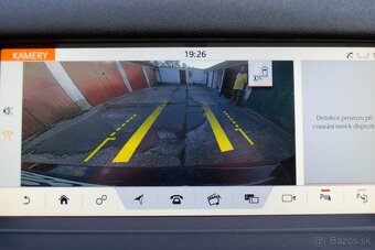 Land Rover Discovery Sport - 9