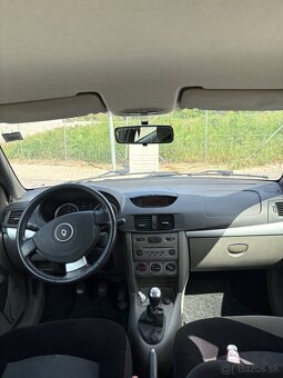 Renault Thalia 1.2 (2010) - 9