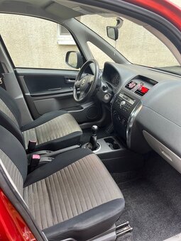 Suzuki SX4 - 9