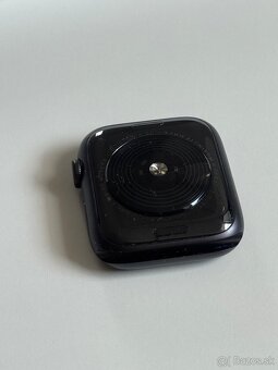 Apple watch SE 2022 44MM - 9