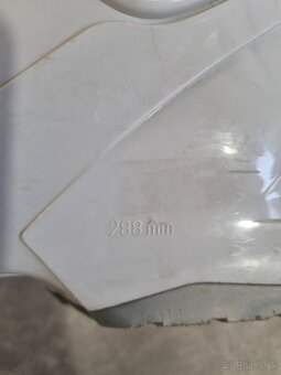 Lyže + lyžiarky - 9