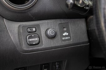 Toyota RAV4 2.0 D-4D - 9