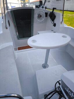 Motorový cln Oravan 445 - 9