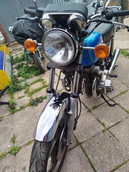 Suzuki GS 550 - 9
