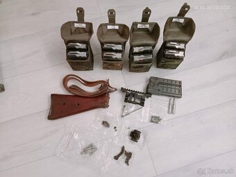 HK G3 A3 - 9