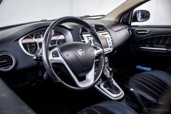 Lancia Delta 1.75TBi PLATINO PLUS, Automat, FULL výbava - 9