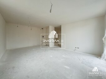 REZERVOVANÝ Byty na Hornej - 3-izbový byt v centre Bans - 9