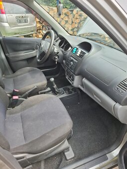 Suzuki Ignis 1,3 GLXi benzín 4 x 4 - 9