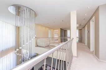 LUXUSNÁ VILA, WELLNESS, BAZÉN, ZÁHRADA, DUNAJSKÁ LUŽNÁ - 9