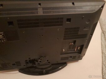 SONY KDL-32P3350 - 9