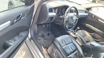 ŠKODA SUPERB COMBI 2.0 TDI - 9