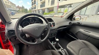 PEUGEOT 206+ - 9