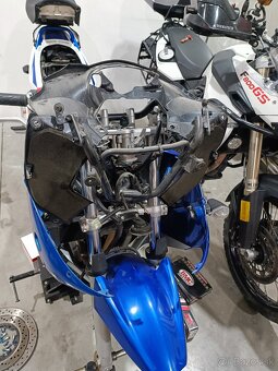 SUZUKI GSX 650 F - 9