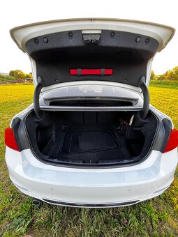 BMW 320d (F30) - 9