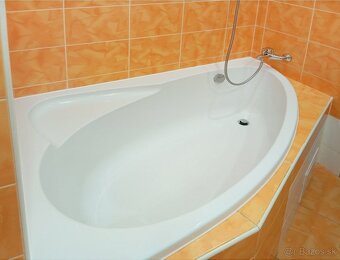 Ponúkame na prenájom 2 izbový byt na Tr. SNP. - 9