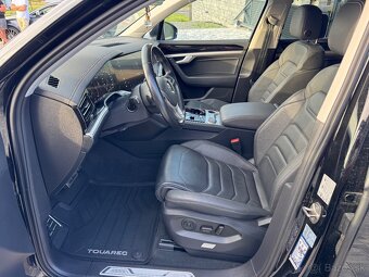 Volkswagen Touareg 3.0 TDI 4motion - 9