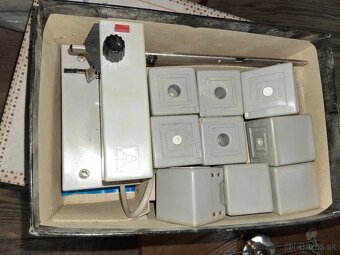 Vlajky,plagaty,mapy,stoličky - 9