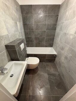 Dvojgarsonka, Petrzalka Znievska, komplet rekonstrukcia - 9