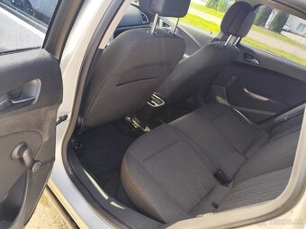 Opel Astra j 1,7cdti - 9