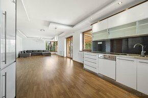 Na predaj | 5 izbový rodinný dom 140 m² s terasou - Tureň - 9