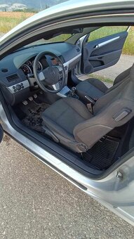 Opel Astra GTC 1.9 - 9