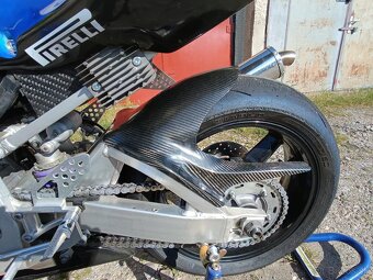 Okruhovka Suzuki GSXR 750 - 9