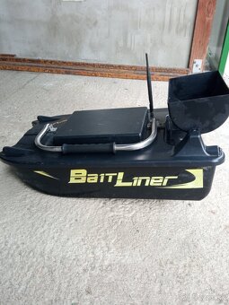 Bait Liner zavazacia loďka - 9