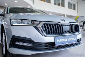 Škoda Octavia Combi 2.0 TDI SCR Style - 9