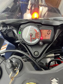 Suzuki Gsx-R 750 - 9