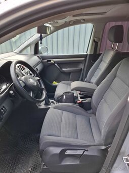 VW Touran 1,9 TDI 7 Miestne - 9