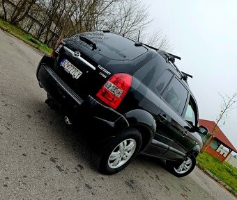 Hyundai Tucson 2.0 crdi 4x4 SK - 9