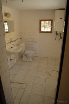 predám rodinný dom, chatu - 9