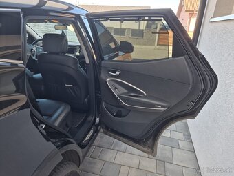 Predám Hyundai Santa Fe 2.2 CRDi 4WD Premium - 9
