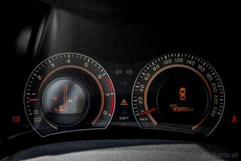 Toyota Auris - 9
