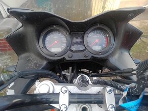 Rozpredám Suzuki v-strom 1000 na ND - 9