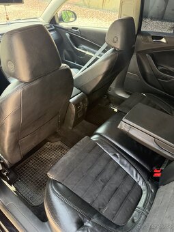 Volkswagen Passat B6 - 9